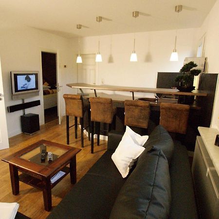 Ferienhaus Boddenhus 글로페 외부 사진
